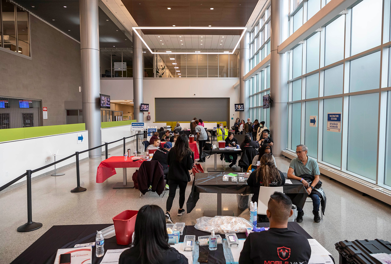 An overview shot of people at a vaccination clinic in Chicago.